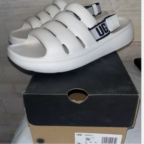 UGG Sport Yeah Logo Slingback Slides - Picture 4 of 4